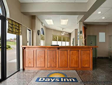 Days Inn By Wyndham Orangeburg Eksteriør bilde