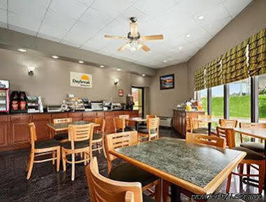 Days Inn By Wyndham Orangeburg Eksteriør bilde